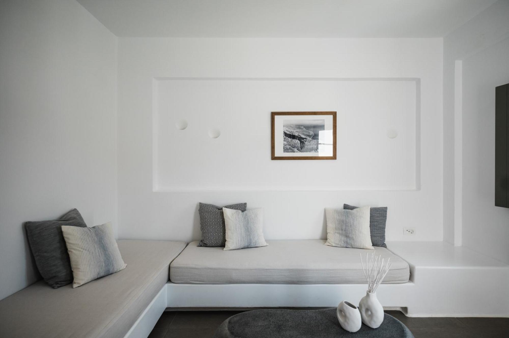 Vóthon Amphitrite Suites Santorini מראה חיצוני תמונה
