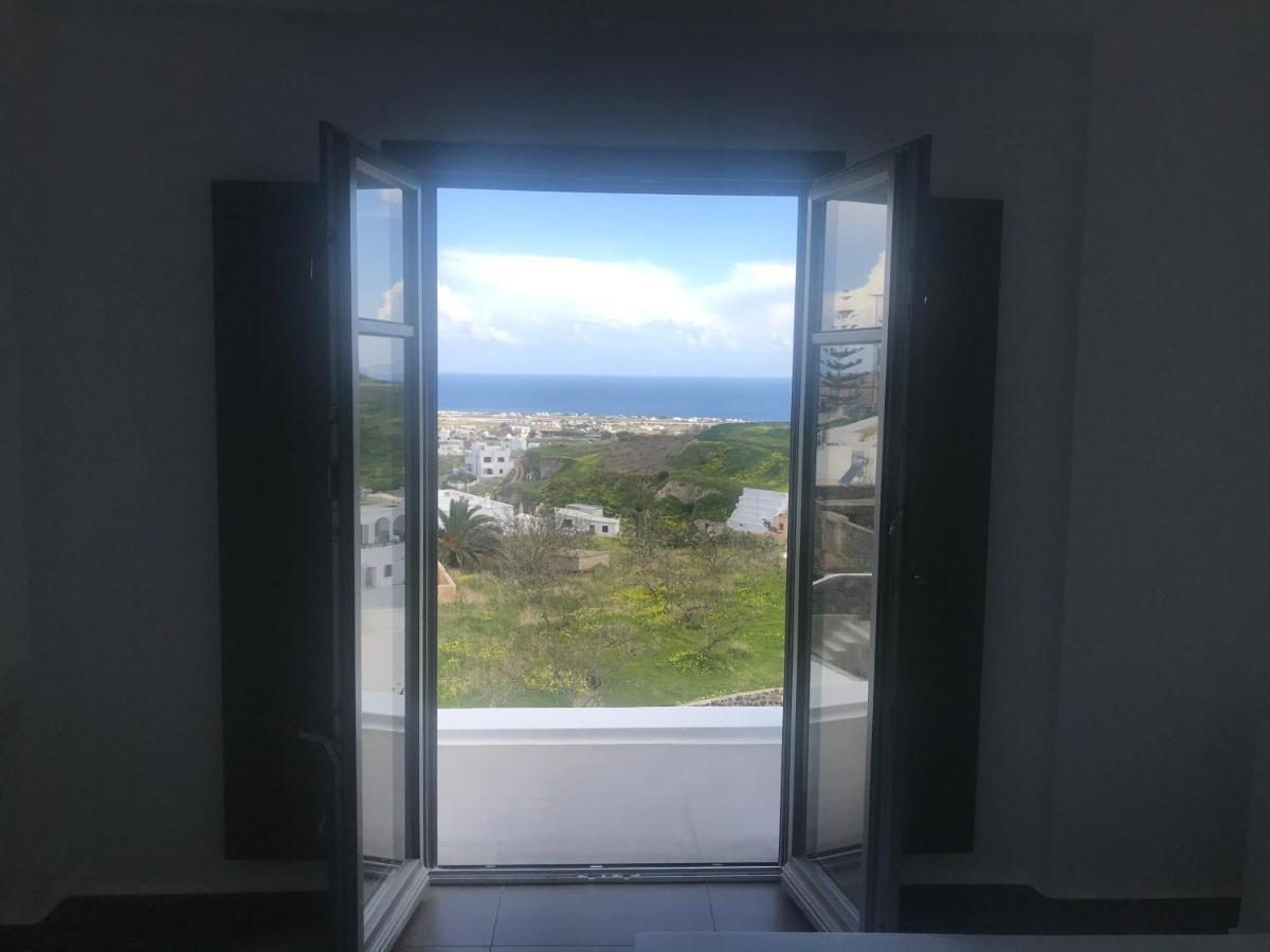 Vóthon Amphitrite Suites Santorini מראה חיצוני תמונה